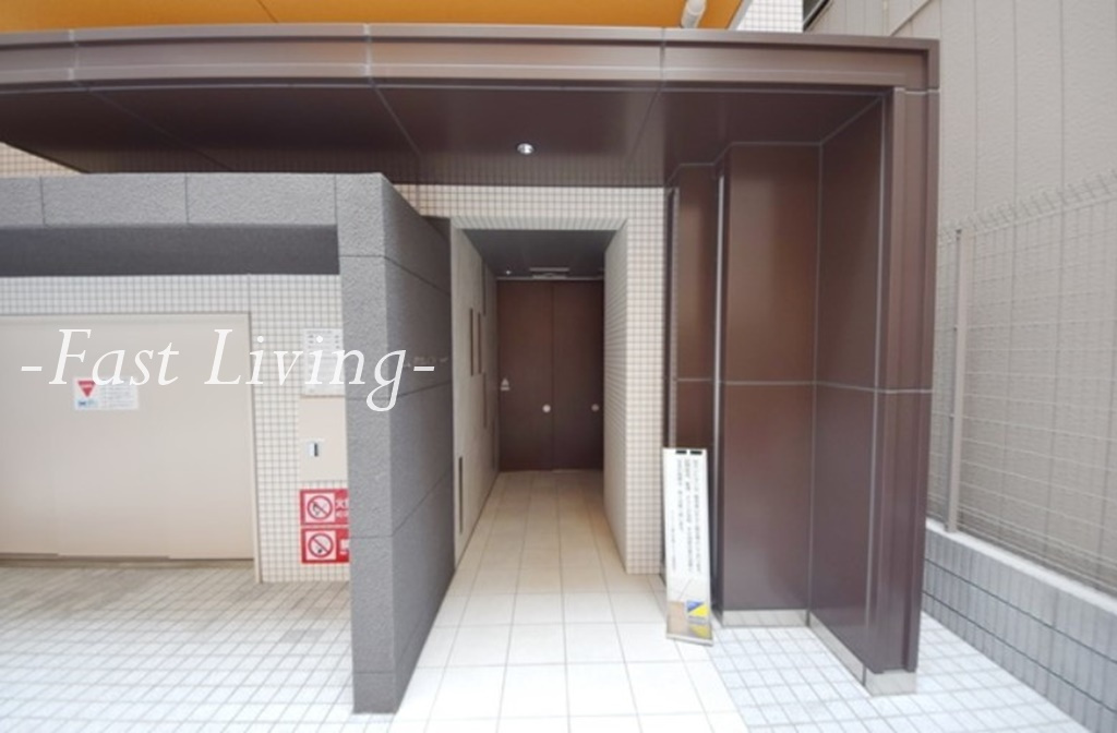 サンウッド東日本橋フラッツのエントランス