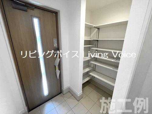 【仲介手数料０円】藤沢市片瀬山5丁目　新築一戸建ての玄関|藤沢市片瀬山5丁目　新築一戸建て
