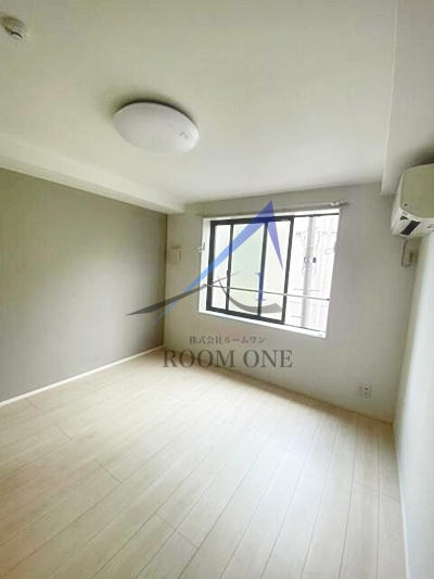 楽信マンションの居間・リビング|洋室のお部屋です。