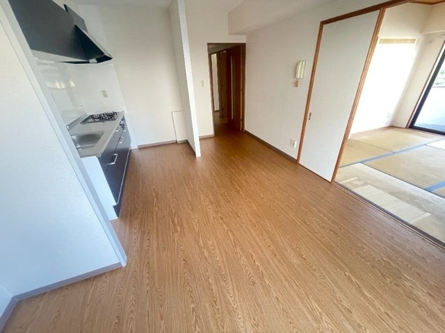モーニングパーク朝霞の居間・リビング