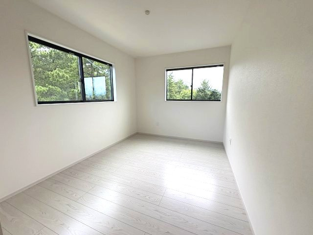 【子供部屋】 | 福岡市南区鶴田4丁目5期　3号棟（全3棟）【仲介手数料無料・0円】 | 施工例。施工例は完成時と異なる場合があります。