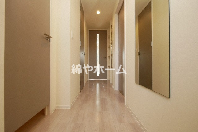 LEGALAND+難波南の玄関|収納もある玄関です