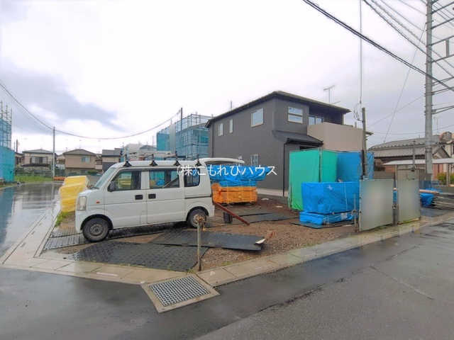 鴻巣市松原3丁目　新築一戸建て　（9区画）　06の駐車場|5/22撮影