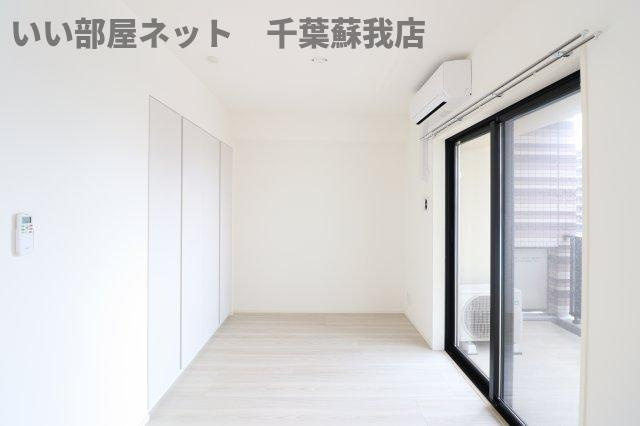 センチュリー千葉みなとの寝室|落ち着いた色調の寝室です