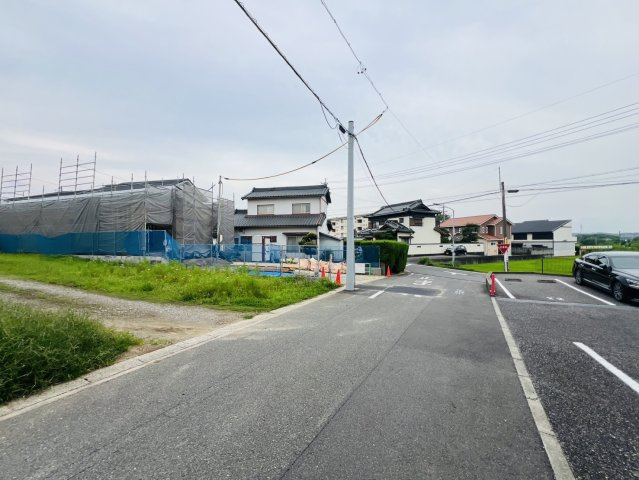 武豊町長峰20-1『仲介手数料無料』新築一戸建て・建売の前面道路含む現地写真