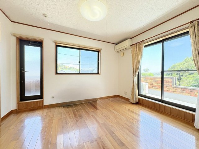 下北方町下郷の洋室