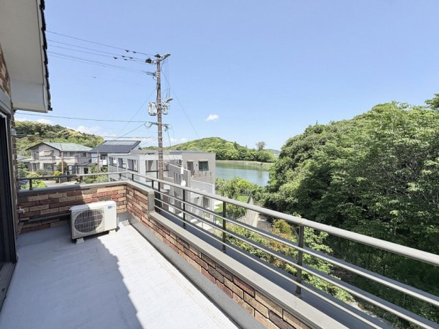 下北方町下郷のバルコニー
