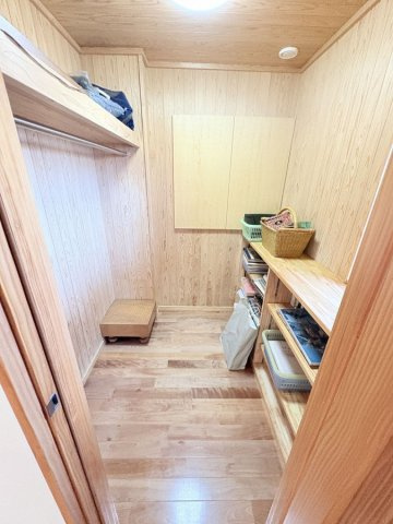 下北方町下郷の収納