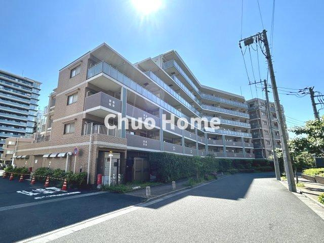レクセルマンション北千住の外観|2003年5月築。ペットの飼育可能マンションです。