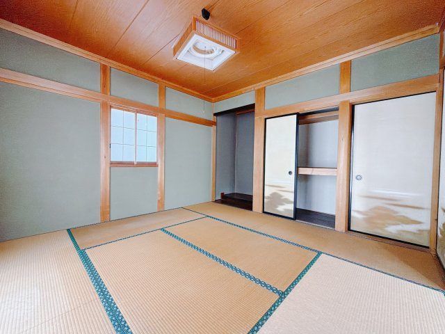 【中古戸建】前橋市横沢町の和室|■1階和室｜和室でしか味わえない畳ならではの香りや素材で和のやすらぎを感じてください♪休日はお子様とお昼寝するのにも最適です！