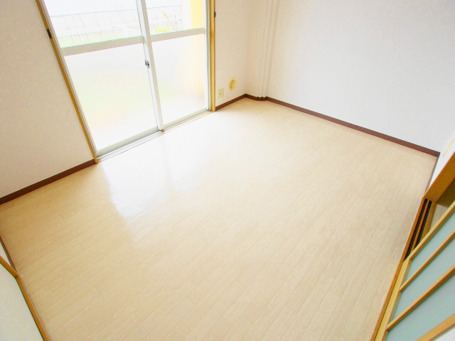 コンフォール東野Ⅱ番館の子供部屋