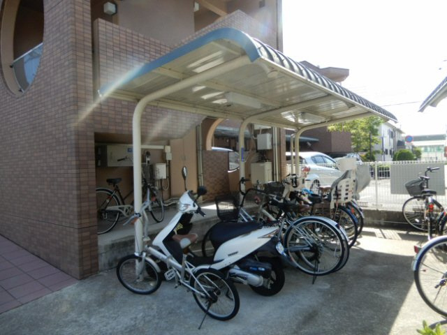 プラザハイツ二ツ屋A棟のその他共用部分