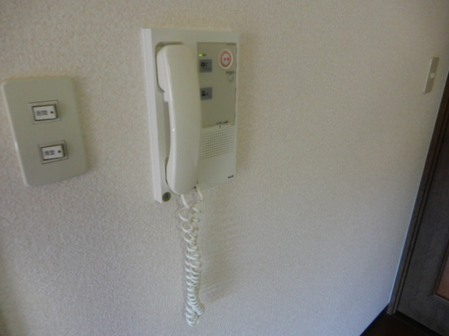 プラザハイツ二ツ屋A棟のセキュリティ