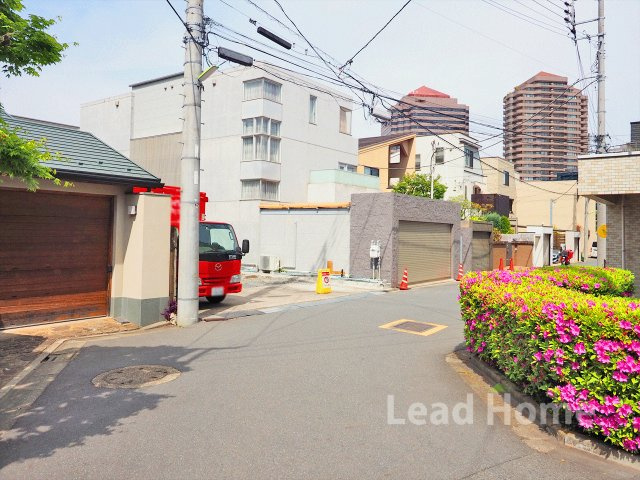 【その他】 | 秀和御殿山レジデンス | 前面道路