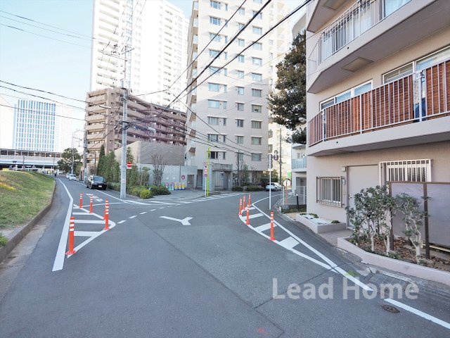 【その他】 | 二子玉川宝ロイアルハイツ | 前面道路