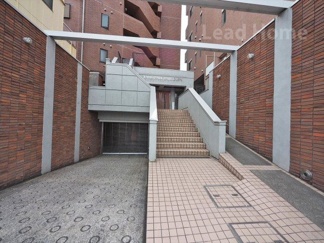 【外観】 | ランドパーク馬事公苑