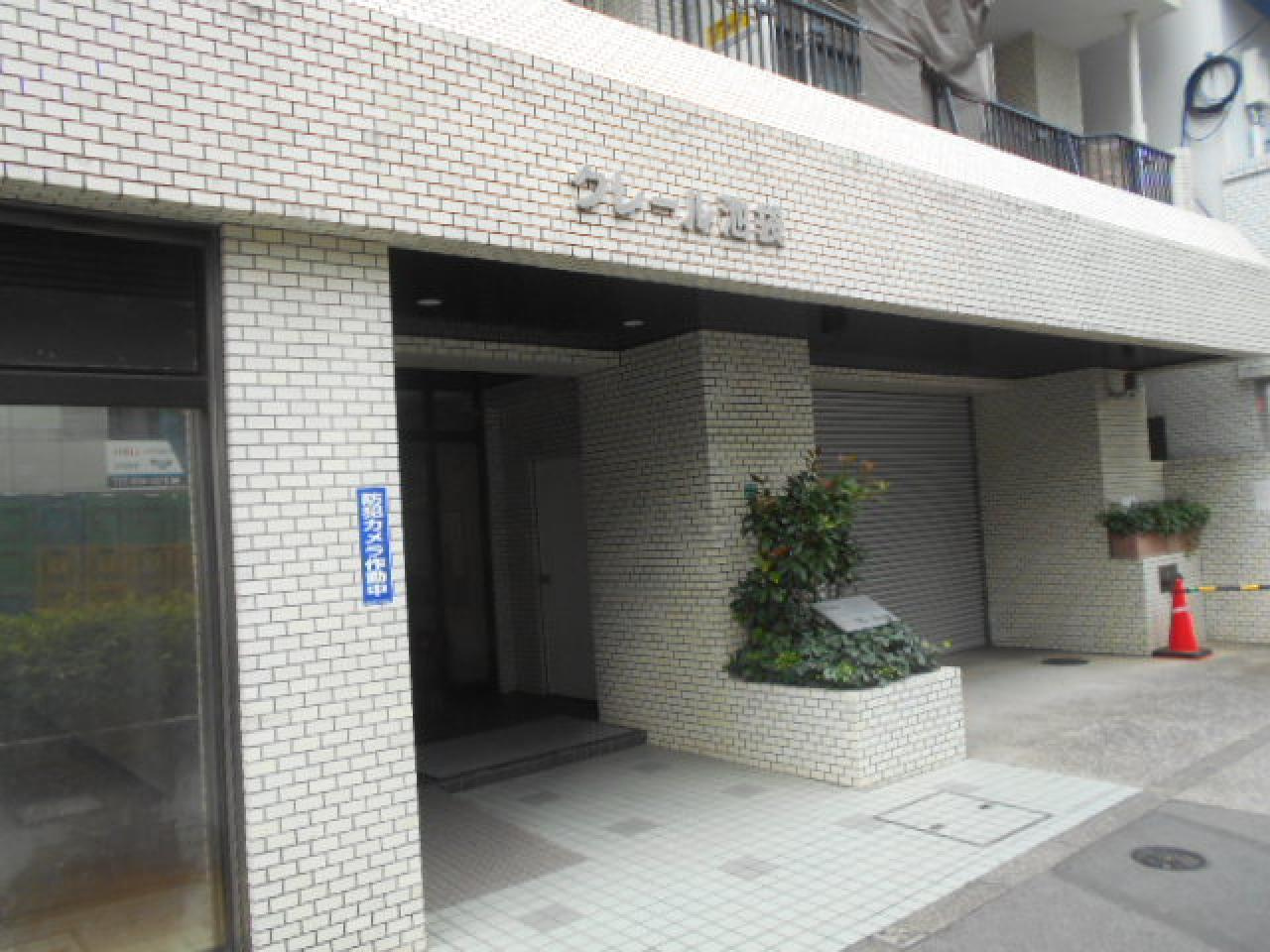 クレール池袋のエントランス|山手線「池袋」駅徒歩７分！オートロック付き新耐震基準マンション、クレール池袋は即日現地案内可能となっておりますので、お気軽にお問い合わせください！