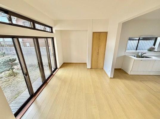 日立市久慈町1期　中古戸建の居間・リビング