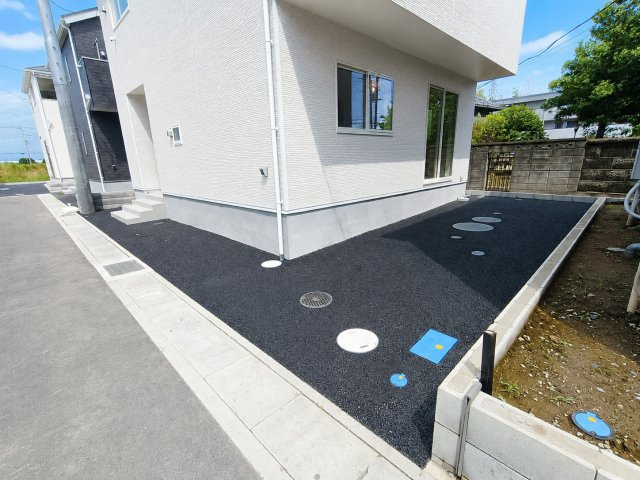 八潮市　南川崎　新築戸建　全11棟の駐車場|駐車スペースもあります