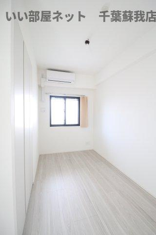 センチュリー千葉みなとの洋室|スタンダードな洋室です
