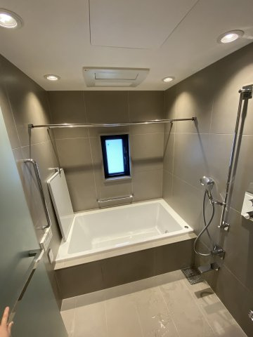 千代田区一番町の賃貸マンションの浴室