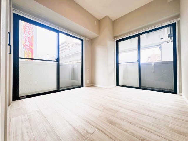 センチュリー西新井Ⅱの洋室|ドキドキの新生活も、安心してスタート。ぴったりの住まいを見つけませんか？クランディアが一緒に住まい選びをサポートします‼　まずは、お気軽にお問合せください　＃クランディア