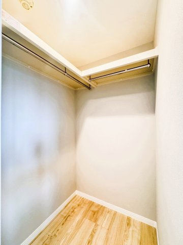 センチュリー西新井Ⅱの洋室|ドキドキの新生活も、安心してスタート。ぴったりの住まいを見つけませんか？クランディアが一緒に住まい選びをサポートします‼　まずは、お気軽にお問合せください　＃クランディア