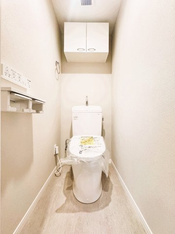 センチュリー西新井Ⅱのトイレ|ドキドキの新生活も、安心してスタート。ぴったりの住まいを見つけませんか？クランディアが一緒に住まい選びをサポートします‼　まずは、お気軽にお問合せください　＃クランディア