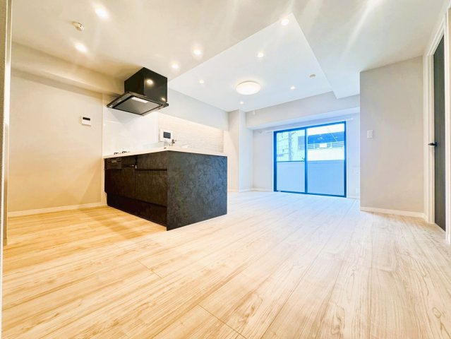 センチュリー西新井Ⅱの居間・リビング|ドキドキの新生活も、安心してスタート。ぴったりの住まいを見つけませんか？クランディアが一緒に住まい選びをサポートします‼　まずは、お気軽にお問合せください　＃クランディア
