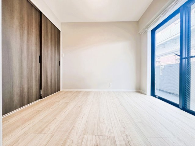 センチュリー西新井Ⅱの洋室|ドキドキの新生活も、安心してスタート。ぴったりの住まいを見つけませんか？クランディアが一緒に住まい選びをサポートします‼　まずは、お気軽にお問合せください　＃クランディア