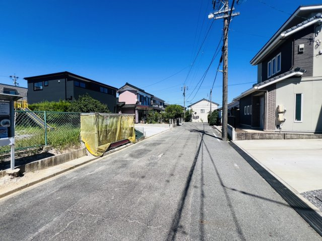 武豊町東大高本田5番48、5番46『仲介手数料無料』新築一戸建て・建売の前面道路含む現地写真