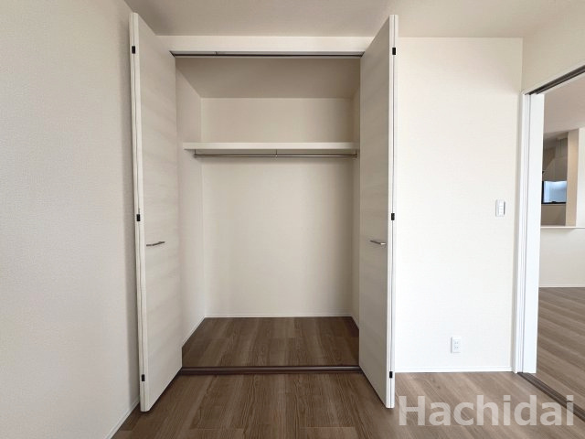 碧南市伊勢町1丁目　新築戸建＜2号棟＞の収納|7.0帖洋室