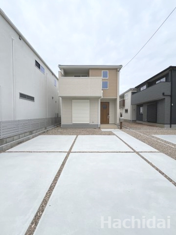 碧南市伊勢町1丁目　新築戸建＜4号棟＞の駐車場