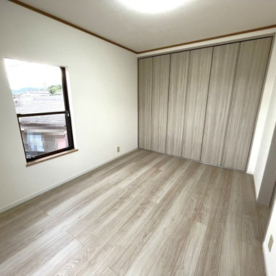 【洋室】 | 中古一戸建　高知市東秦泉寺（リノベ）