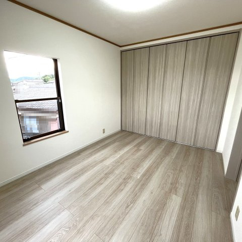 【洋室】 | 中古一戸建　高知市東秦泉寺（リノベ）