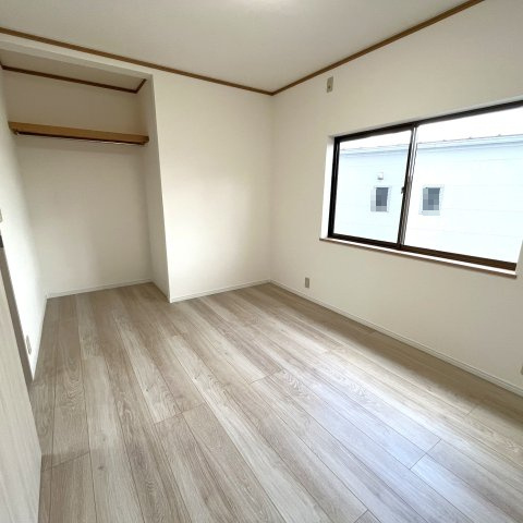【洋室】 | 中古一戸建　高知市東秦泉寺（リノベ）