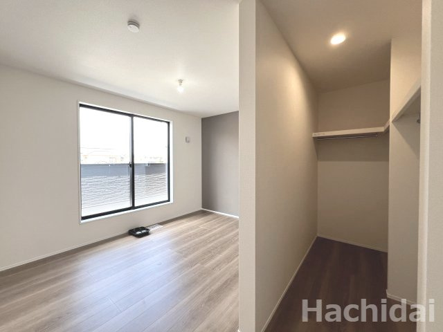 碧南市笹山町　新築戸建＜1号棟＞の洋室|南側7.1帖洋室