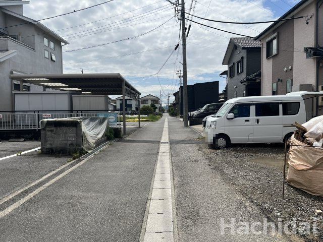 碧南市笹山町　新築戸建＜1号棟＞のその他|前面道路　北側：2.73ｍ　前面道路は車通りが少なく、駐車時も安心♪