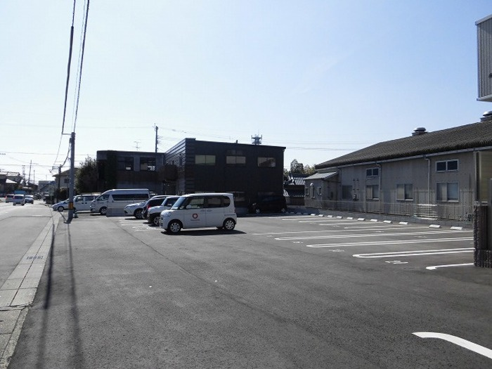 ボナール下硯川の駐車場