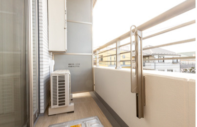 横浜市神奈川区上反町１丁目の賃貸マンションのバルコニー|物干しスペース付きのバルコニー♪