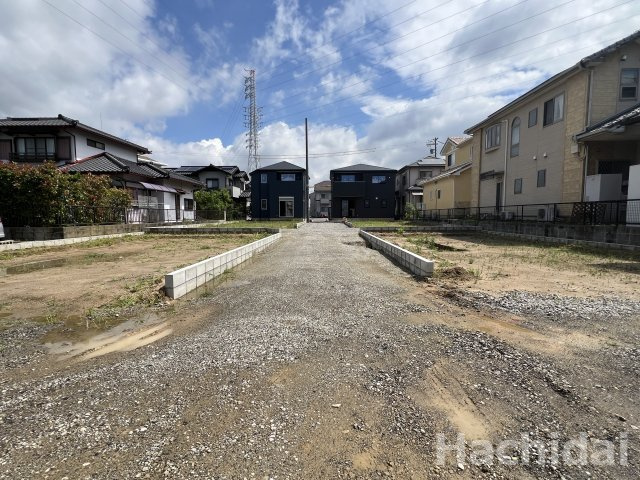 碧南市笹山町　新築戸建＜3号棟＞の前面道路含む現地写真
