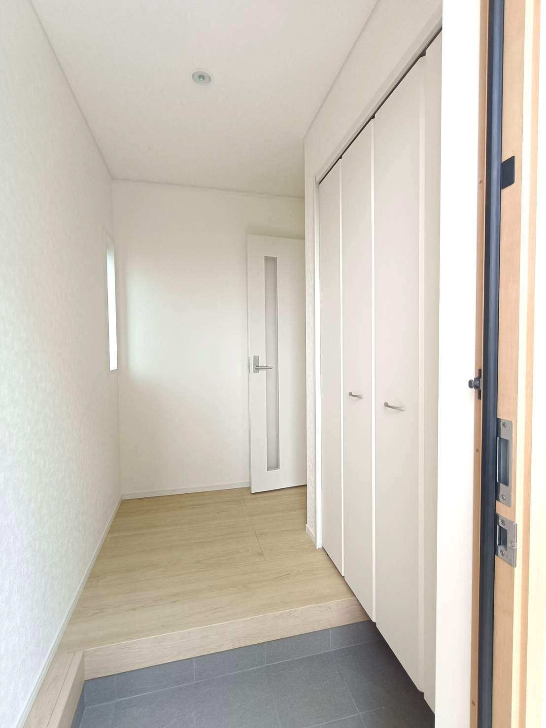 八潮市　南川崎　新築戸建　全11棟の玄関|玄関です