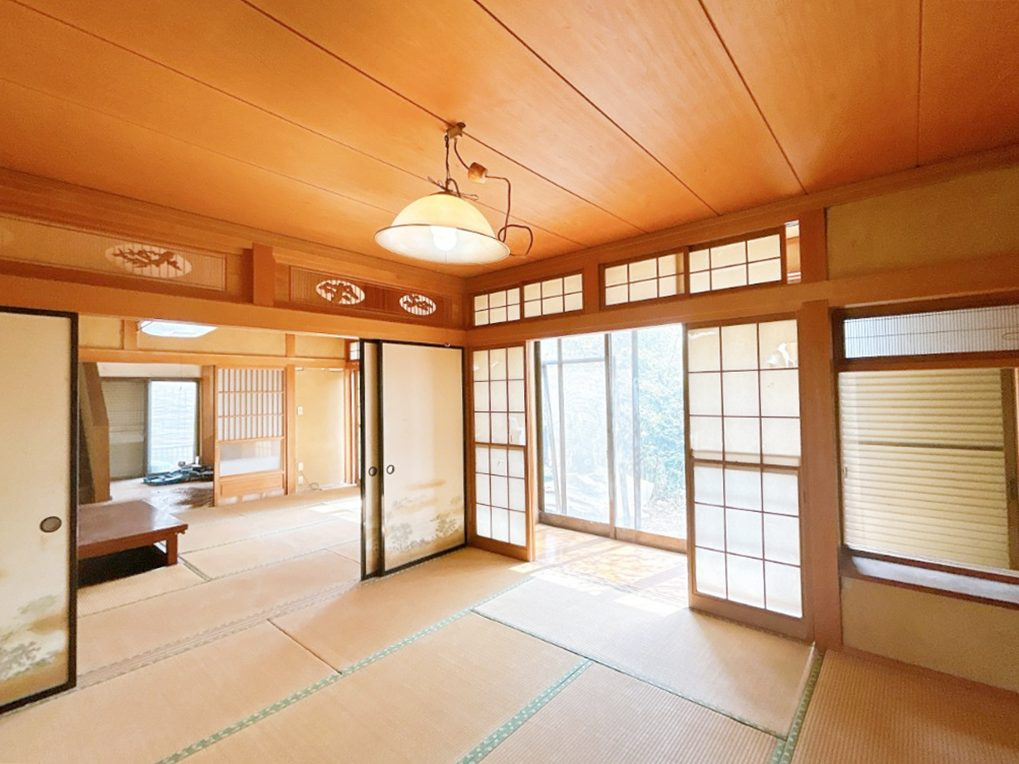 【中古】郡山市大槻町字原田際　　　朝日が丘小学校、郡山第７中学校の居間・リビング|※家族が集まるリビングは広々22帖へリフォーム予定