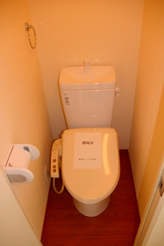 フェリスコアのトイレ|温水洗浄機能付トイレ（同一仕様写真）