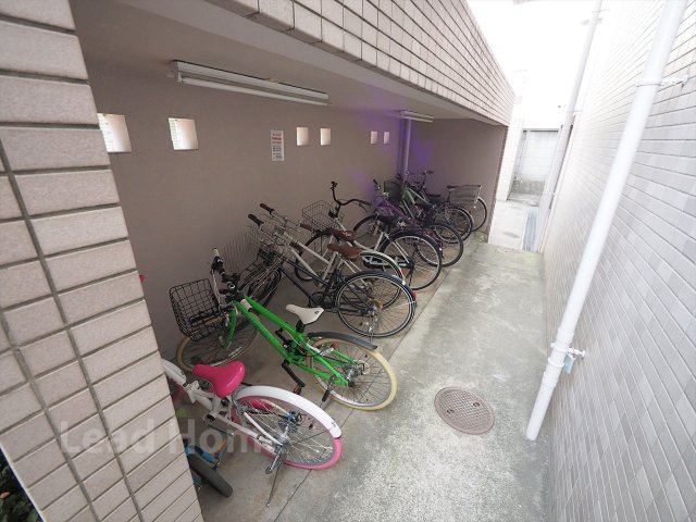 【その他共用部分】 | ロイヤルヴィーゼ学芸大学 | 駐輪場