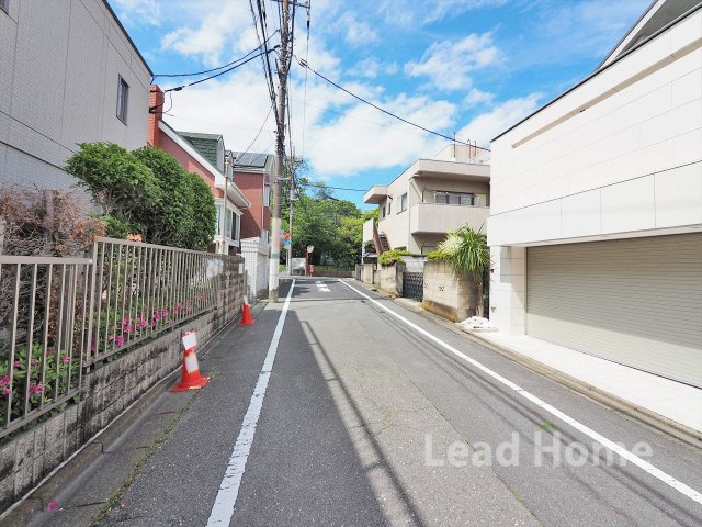 【前面道路含む現地写真】 | 目黒区八雲3丁目