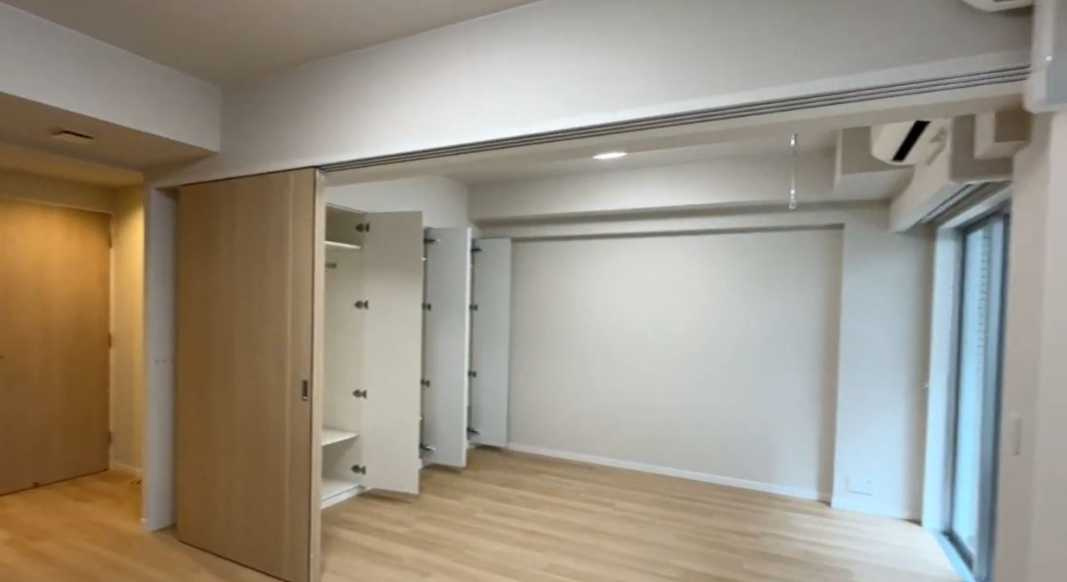 プラウドフラット三軒茶屋Ⅱ　ペット相談　ネット無料　リフォームの居間・リビング