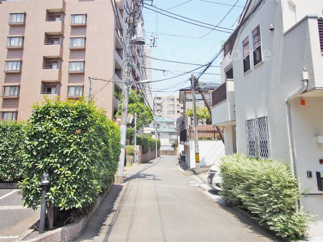 【その他】 | クリオ恵比寿弐番館 | 前面道路