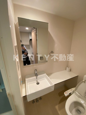 【洗面所】 | ＭＦＰＲコート蒲田 | 忙しい朝には欠かせない洗面所です
反転タイプ