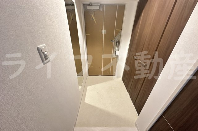 クレリア新深江の玄関